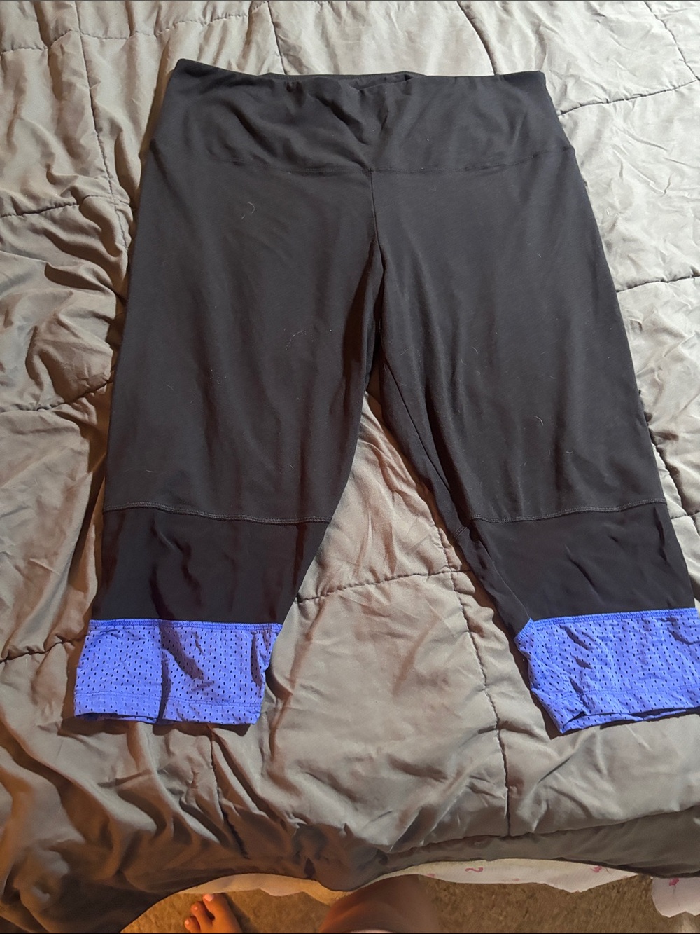 Kids Black Capri Leggings with Blue Cuff